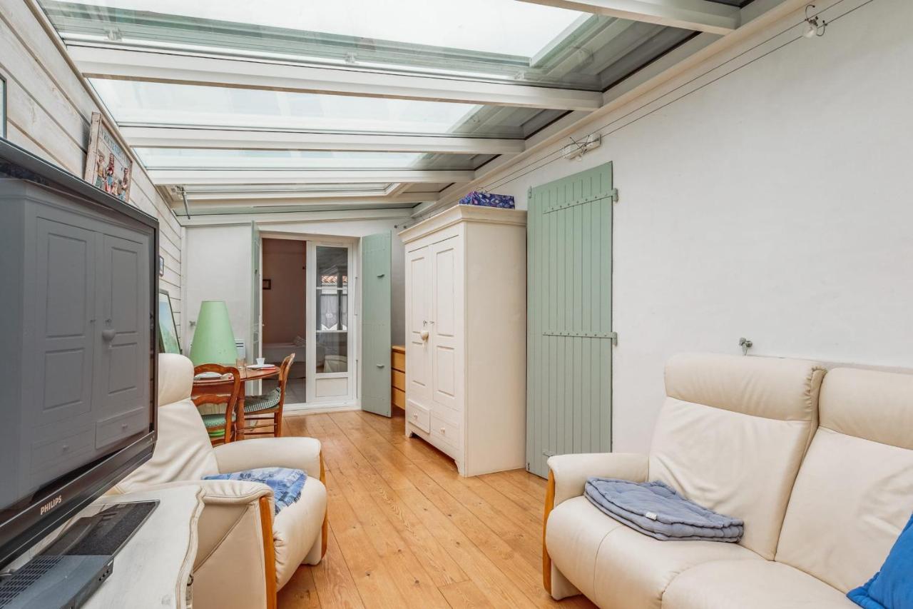 Nice Studio With Veranda Nearby The Beach In La Flotte - Welkeys Esterno foto